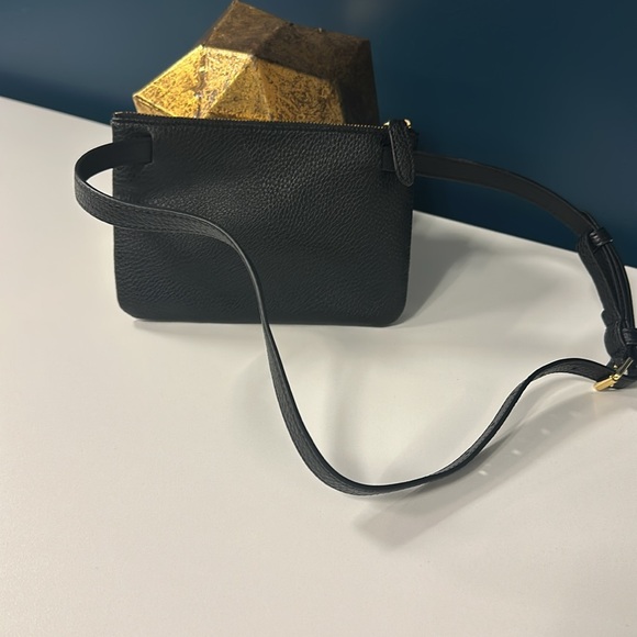 Lauren Ralph Lauren Belt Bag - Picture 3 of 3